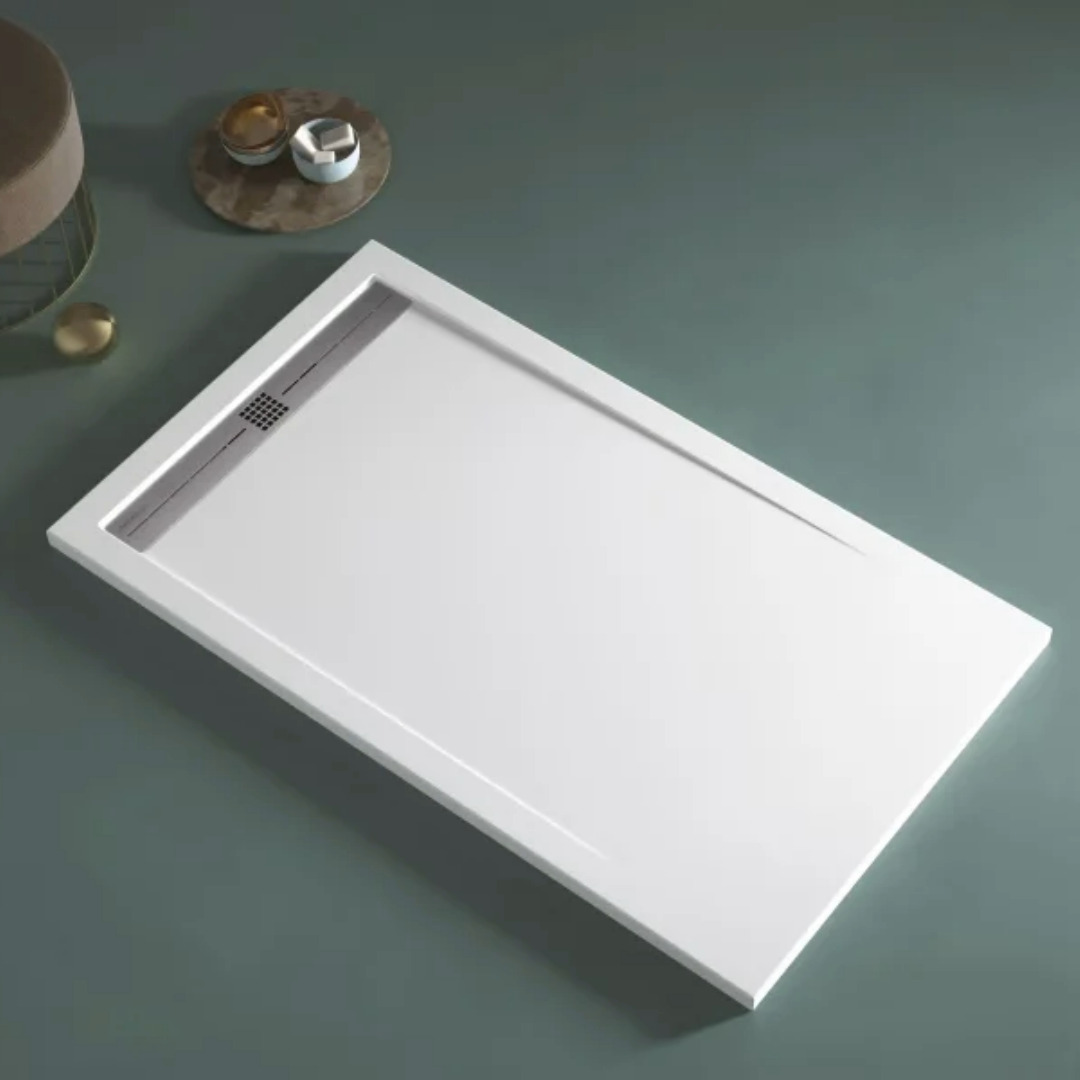plato de ducha superficie lisa para baño con desagüe centrado